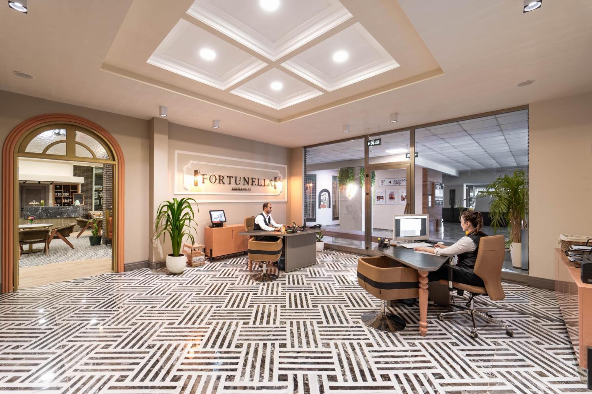 Fortunella Suites Finike Exteriör bild