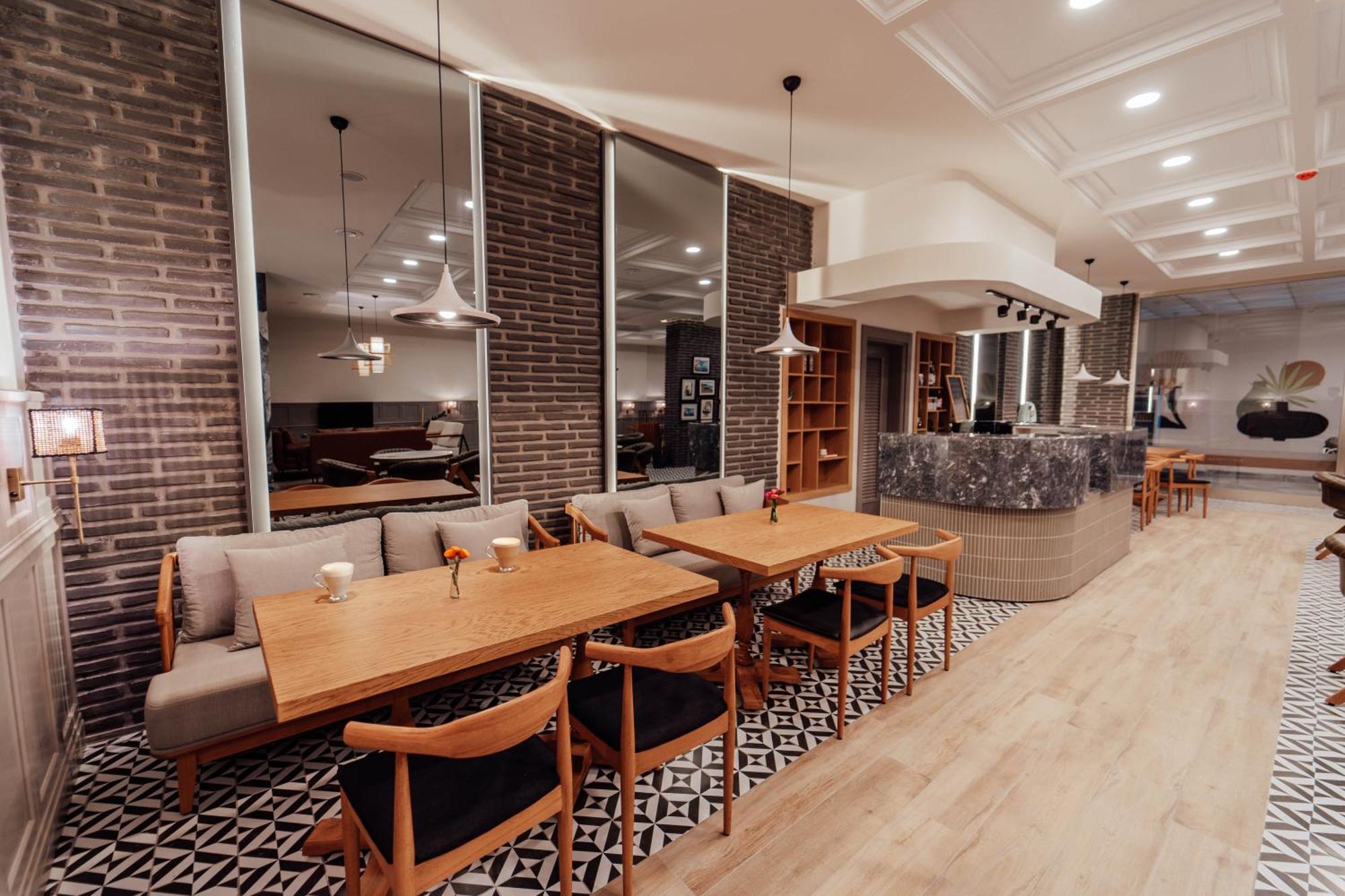 Fortunella Suites Finike Exteriör bild