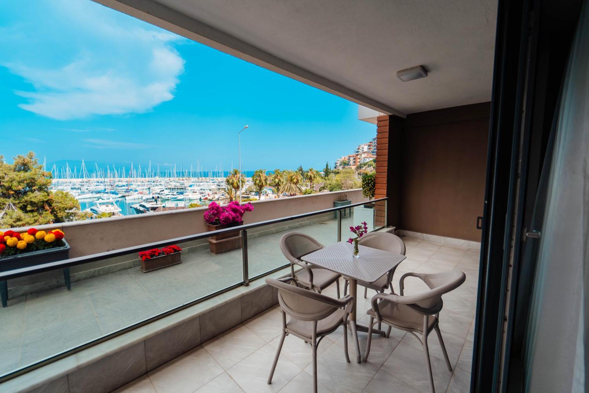 Fortunella Suites Finike Exteriör bild